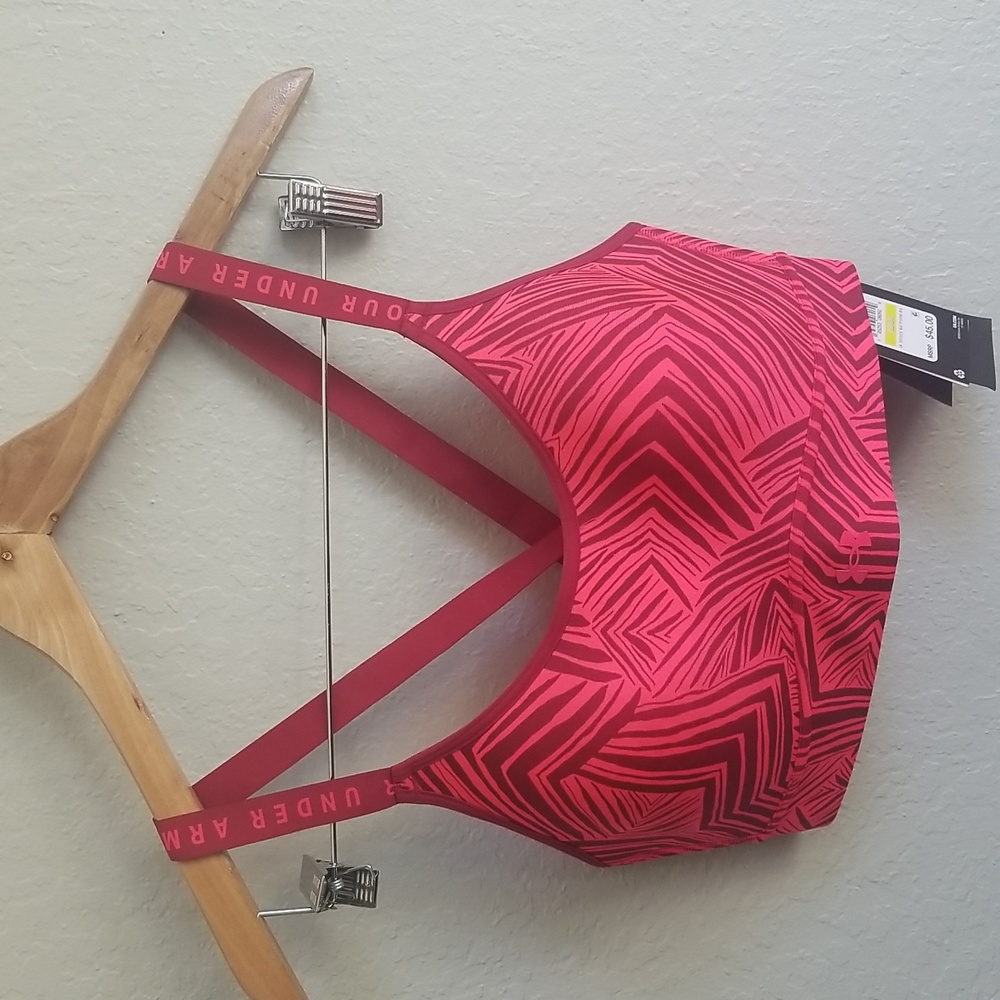 NWT Under Armour Sports Bra